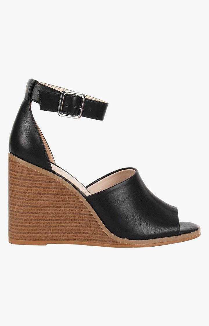 Garlandd Black Wedges