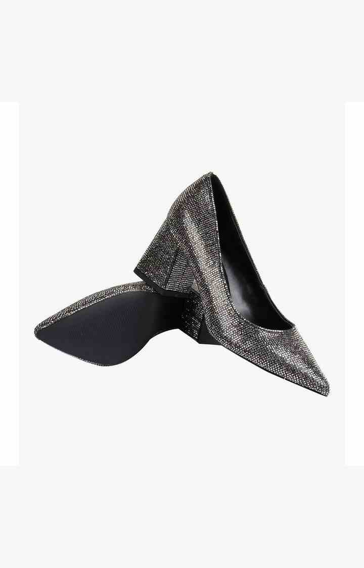 Sherrie-R Black Pumps