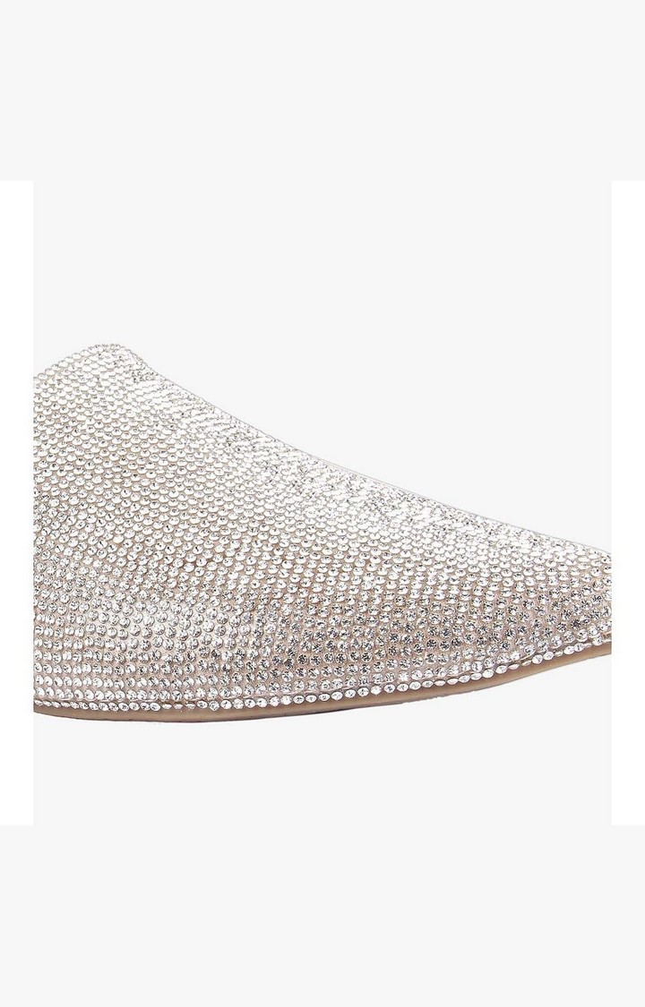 Frankie-R Gold Closed Flats & Ballerinas
