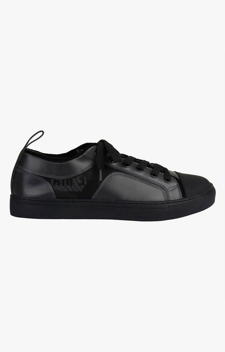 Calle Black Sneakers