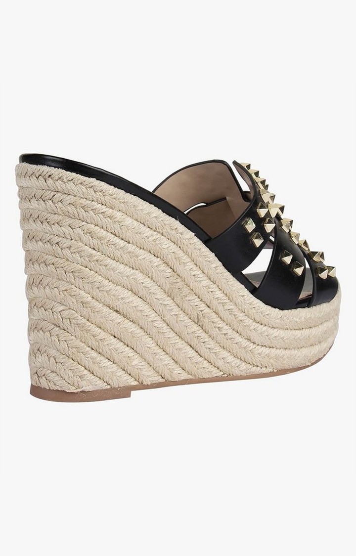 Cycle Black Wedges