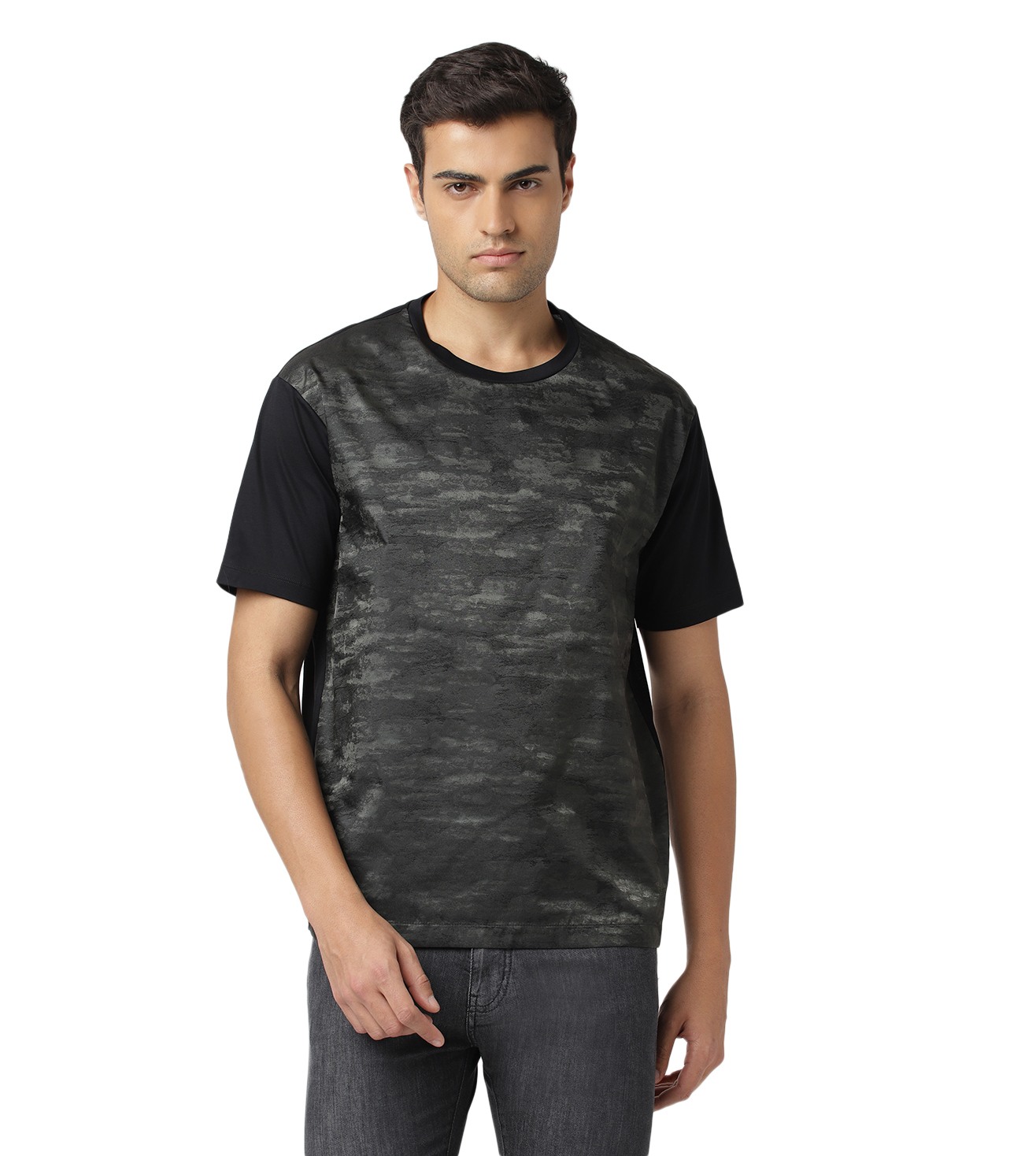 MEN-APPAREL-T-SHIRT