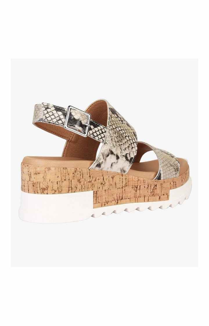 Brenda Gold Wedges