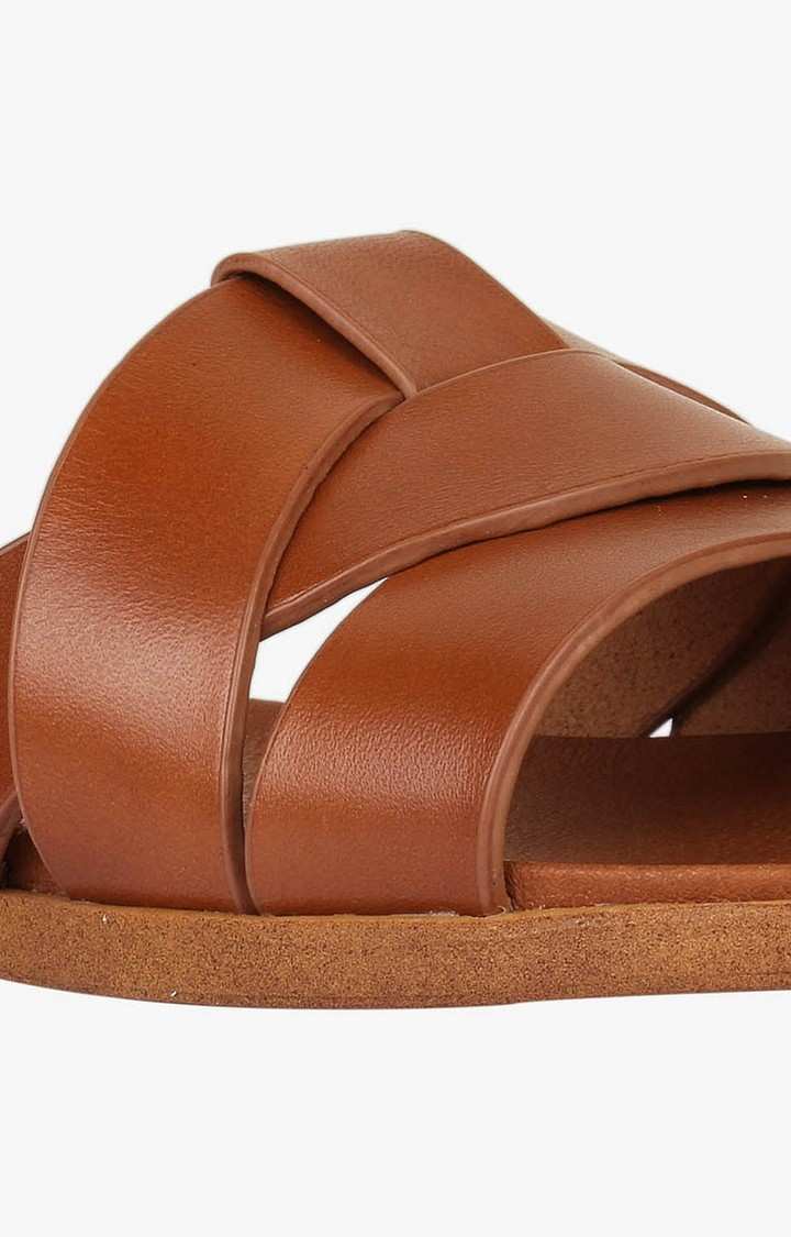 Vivien Brown Flats