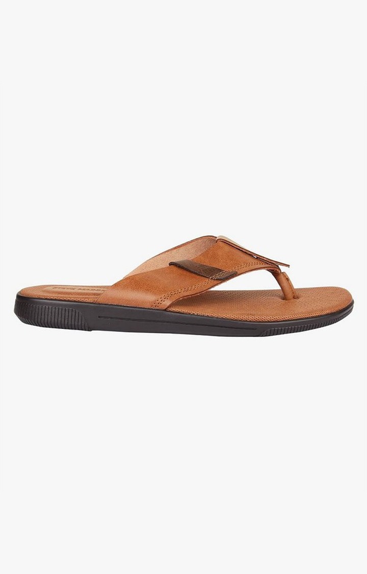 Getaway Brown Sandals & Flip Flops