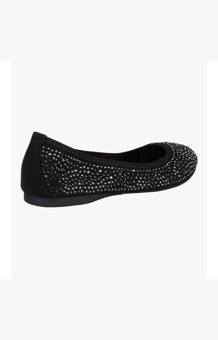 Rylie Black Closed Flats & Ballerinas