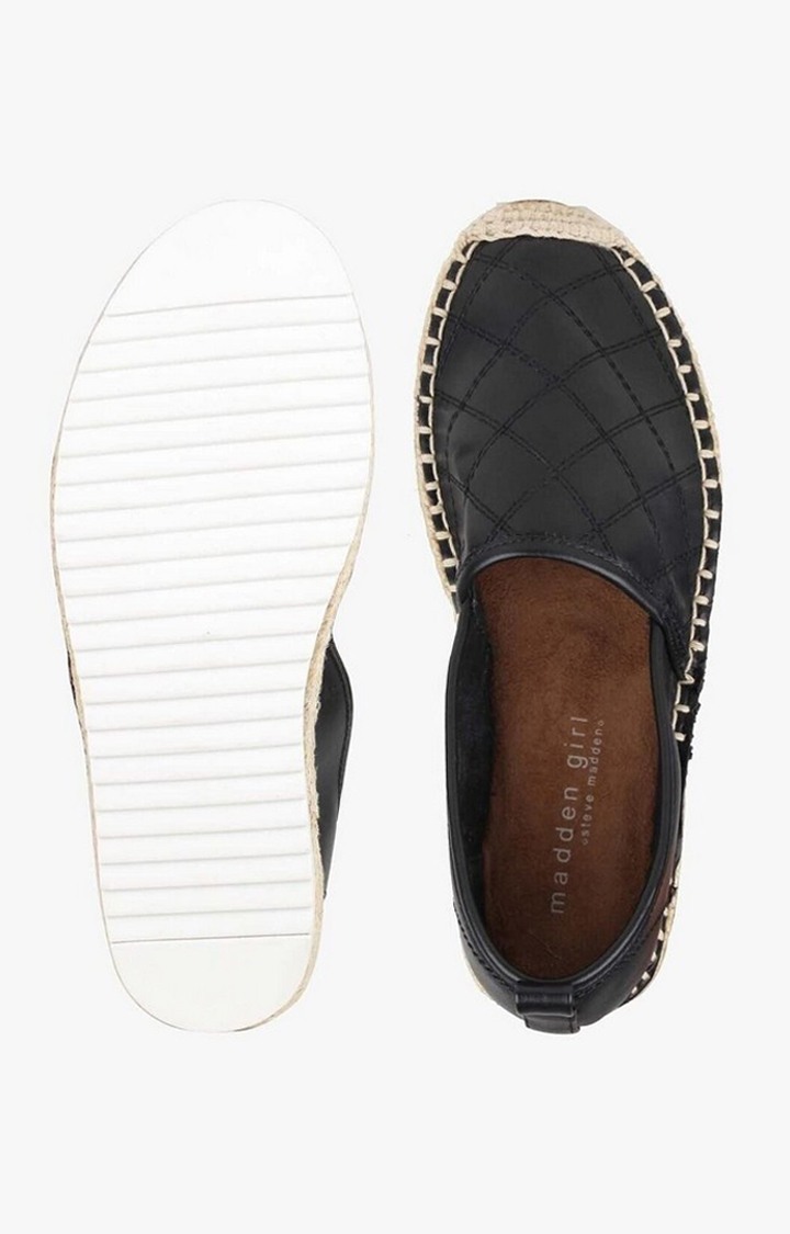 Ella Black Closed Flats & Ballerinas