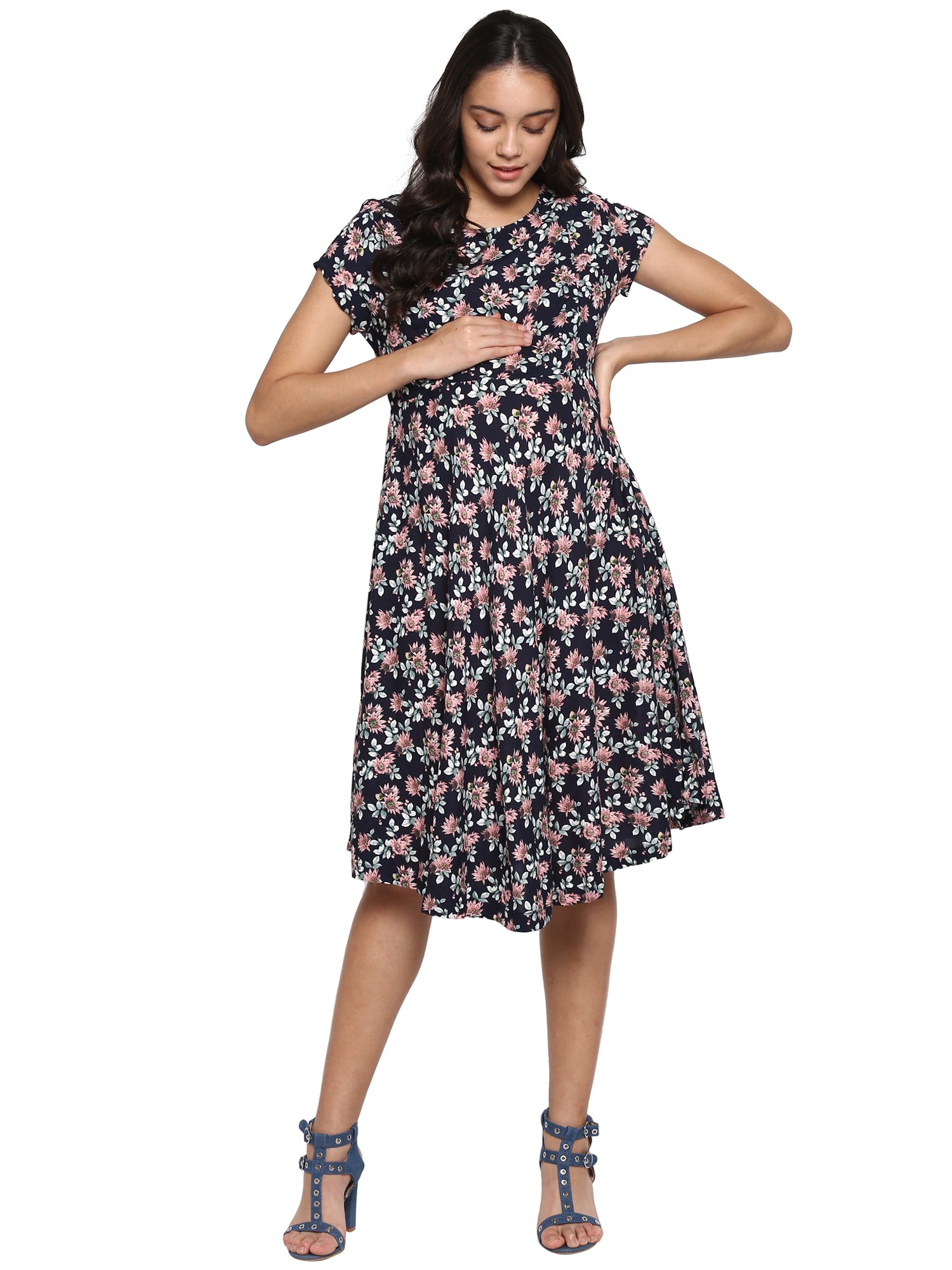 https://cdn.fynd.com/v2/falling-surf-7c8bb8/fyprod/wrkr/products/pictures/item/free/original/000000410258466005/MTp0LQk3ih-MCMD4-2.jpg