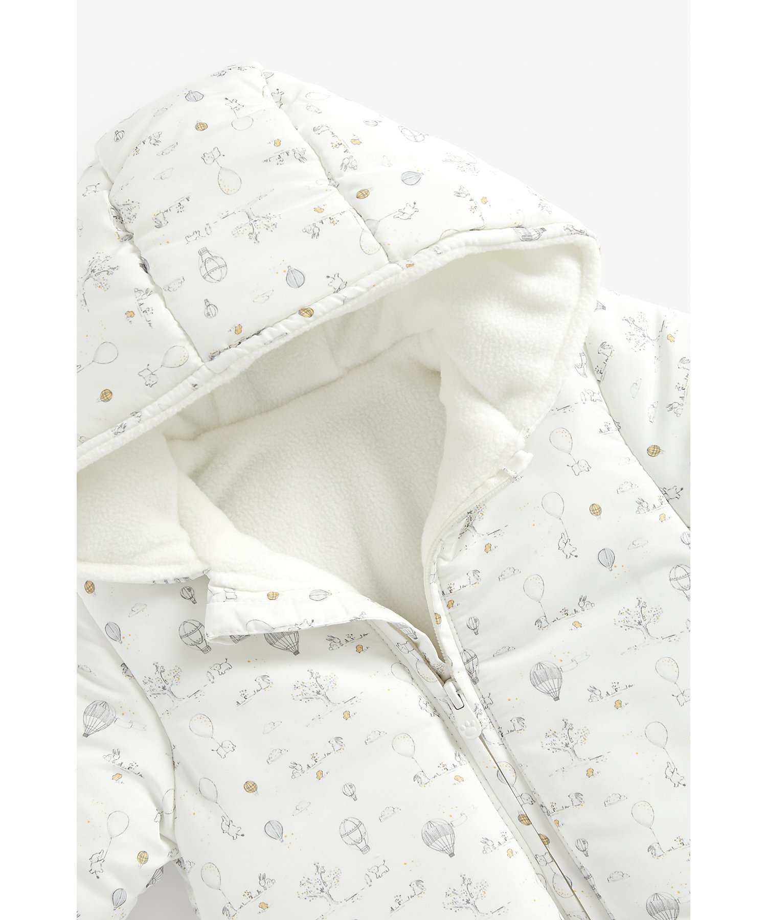 https://cdn.fynd.com/v2/falling-surf-7c8bb8/fyprod/wrkr/products/pictures/item/free/original/000000410259563005/OBuvWgHxR6-WB173-3.jpg