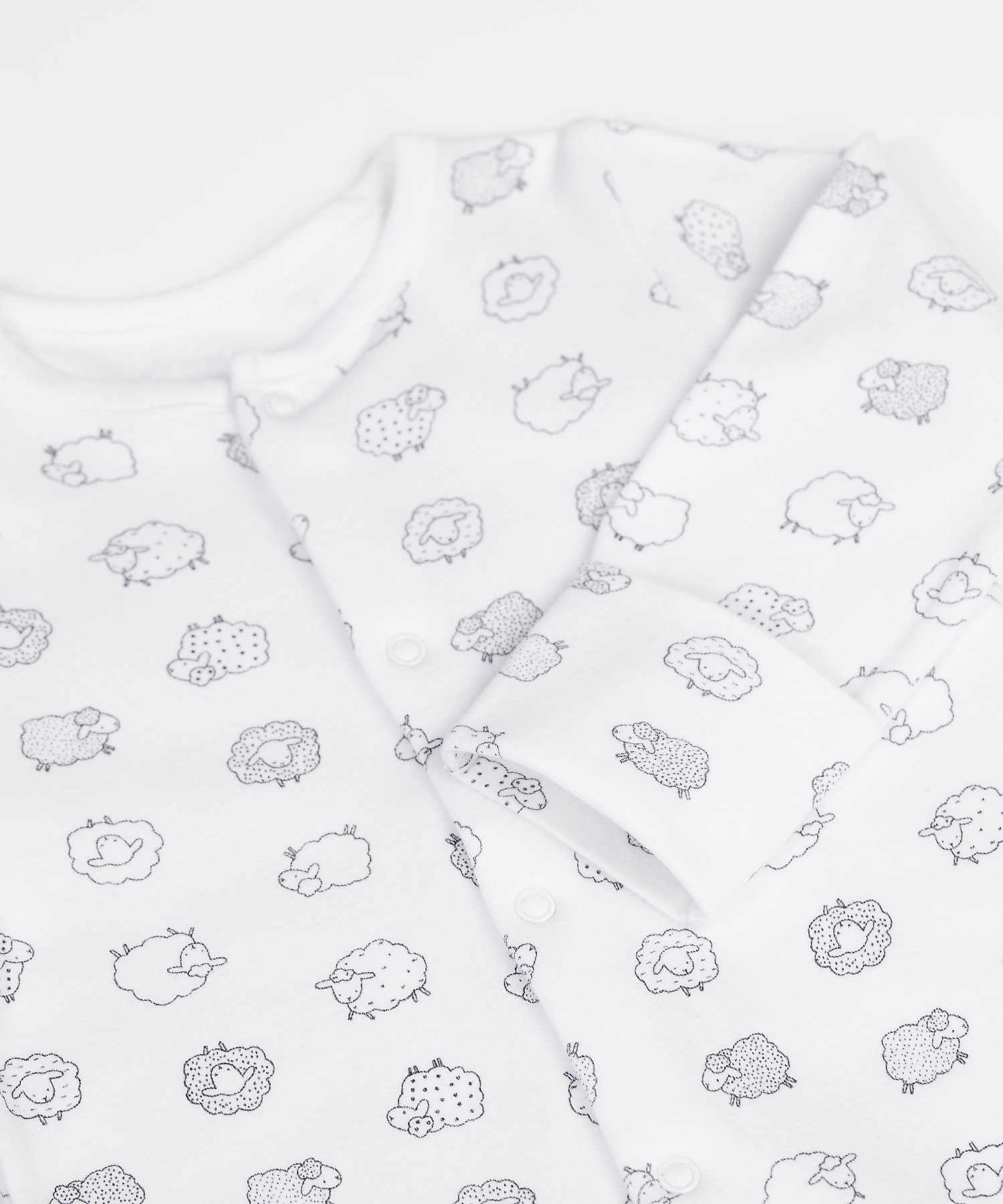 https://cdn.fynd.com/v2/falling-surf-7c8bb8/fyprod/wrkr/products/pictures/item/free/original/000000410259737001/oBqCFMROYD-410259737001-3.jpg