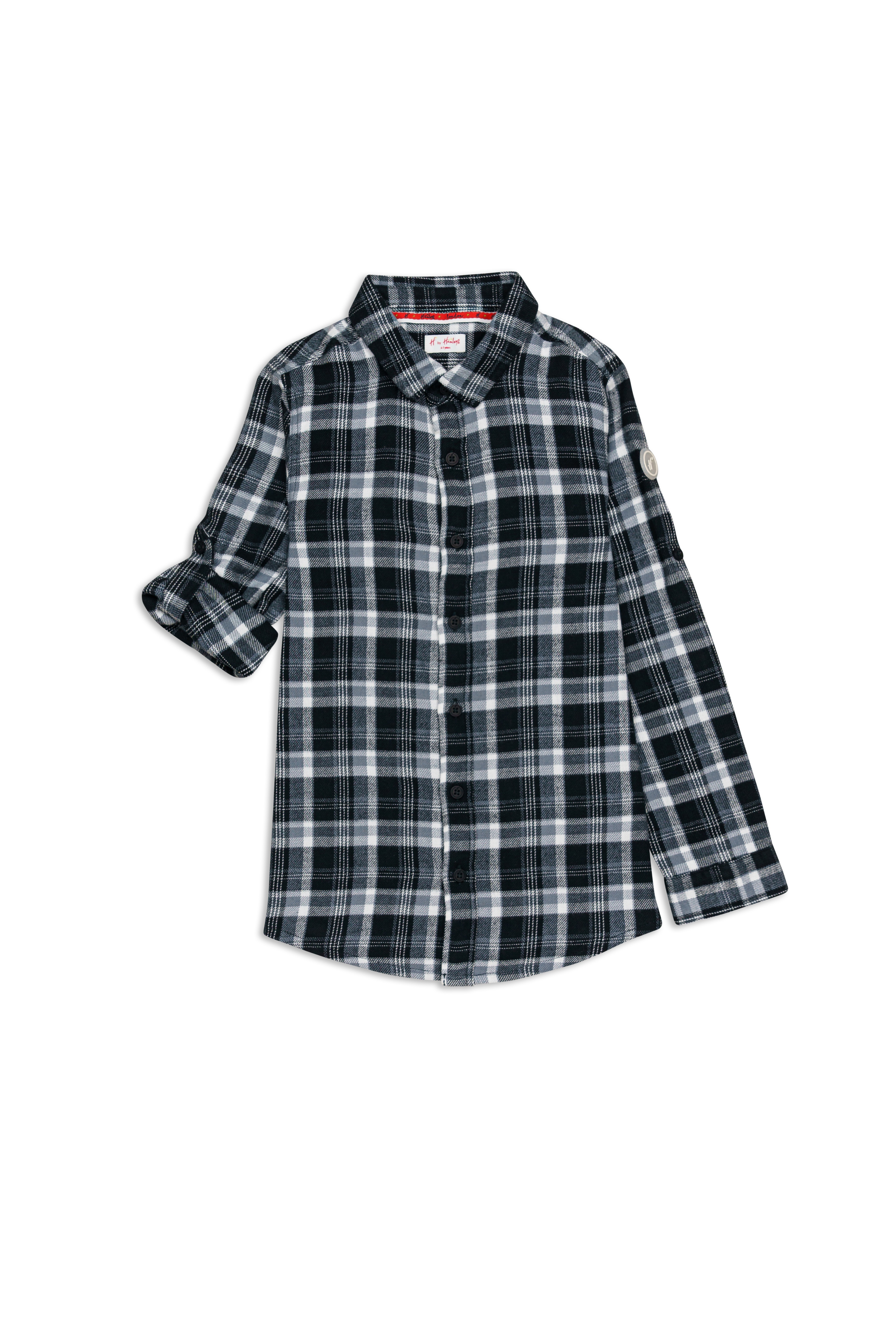 https://cdn.fynd.com/v2/falling-surf-7c8bb8/fyprod/wrkr/products/pictures/item/free/original/000000410264199001/KZS17P5Yk-410264199001_1.jpg