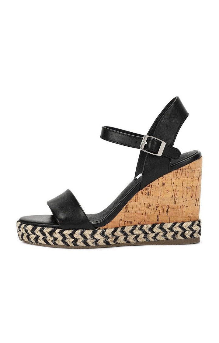 Lakin Black Wedges