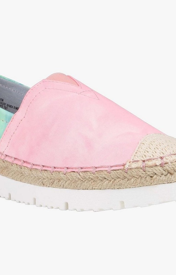 Blloom Multi Closed Flats & Ballerinas