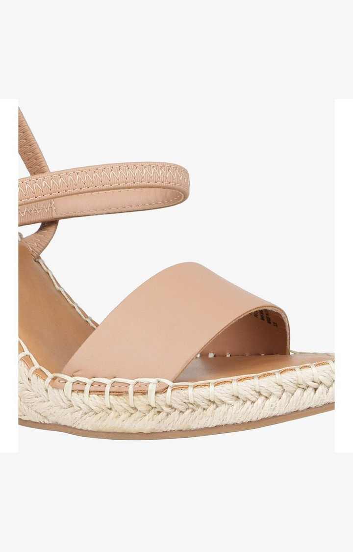 Mckenzie Brown Wedges
