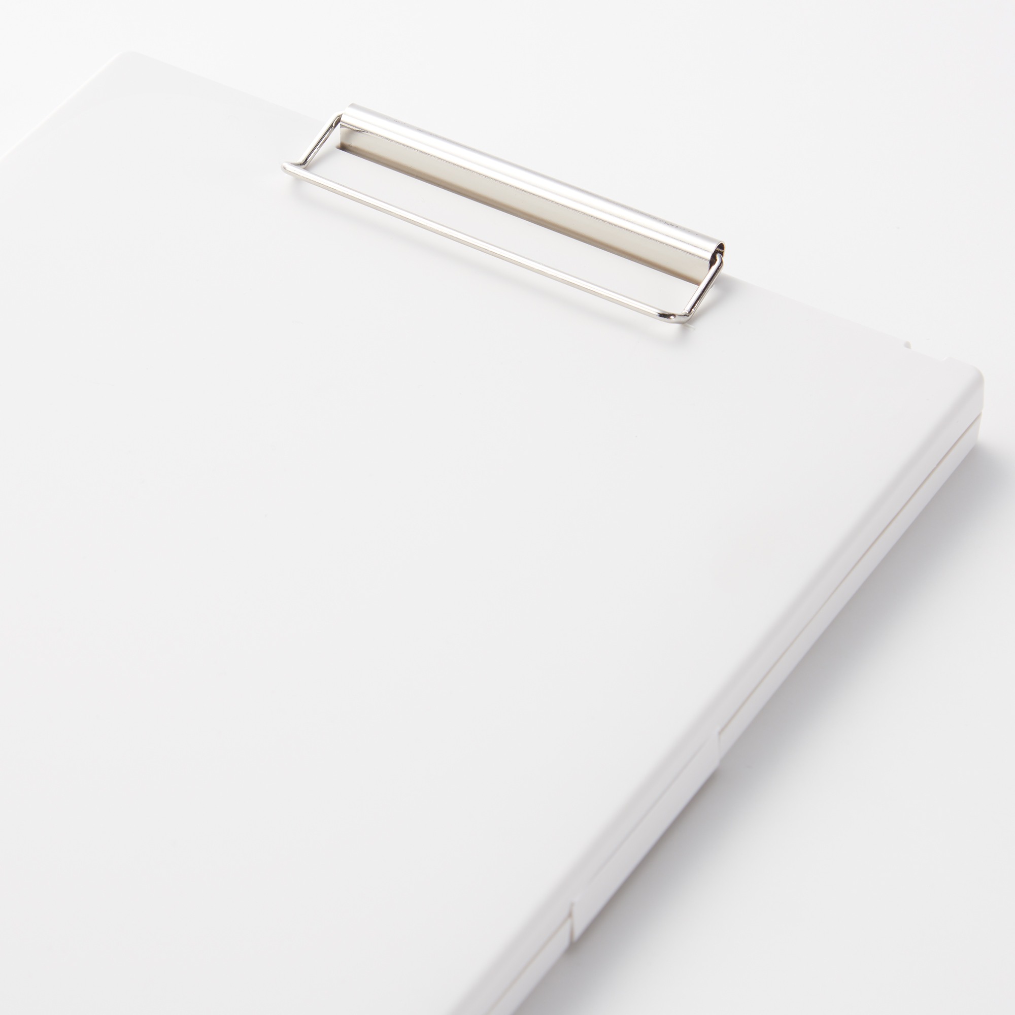 CLIPBOARD WITH STORAGE (POCKET)