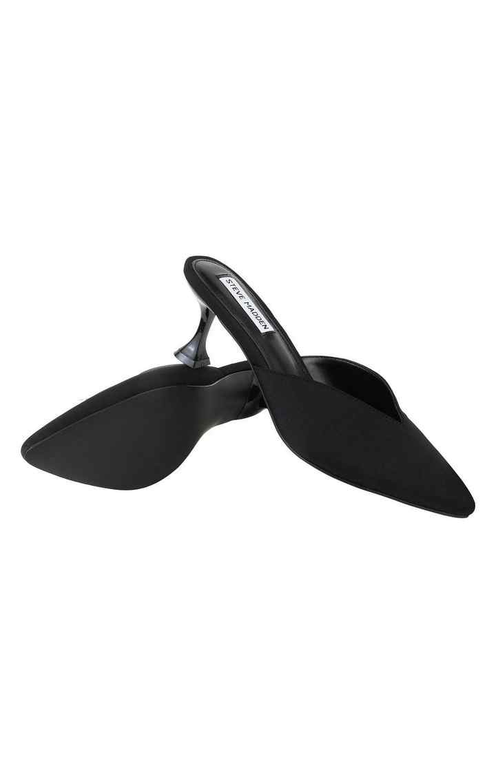 Sheridan Black Pumps
