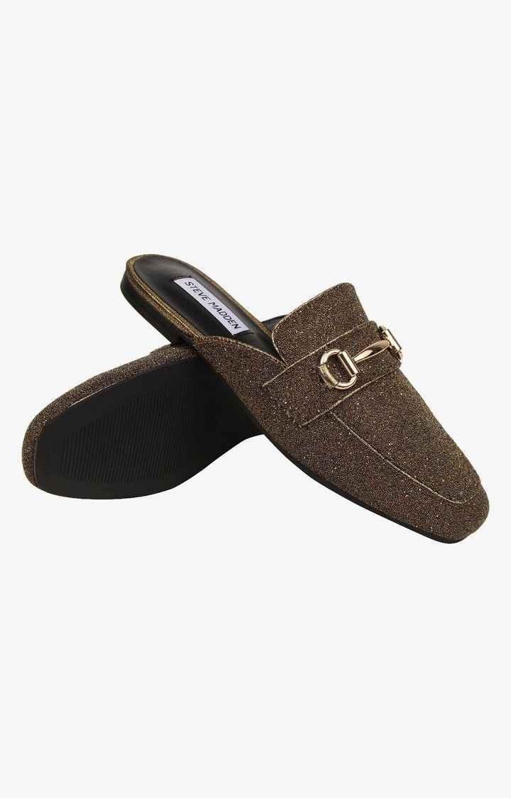 Kori-C Gold Closed Flats & Ballerinas