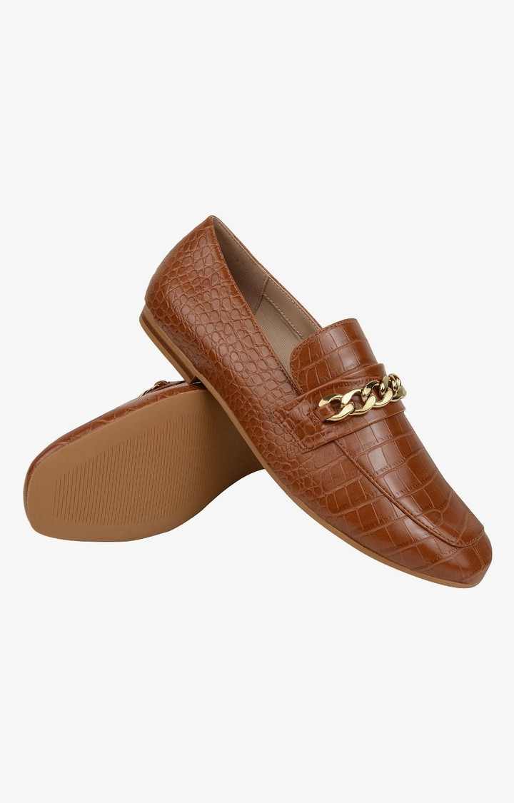 Kooper Red Closed Flats & Ballerinas