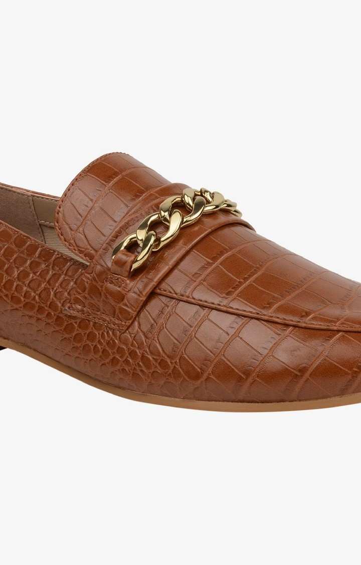 Kooper Red Closed Flats & Ballerinas