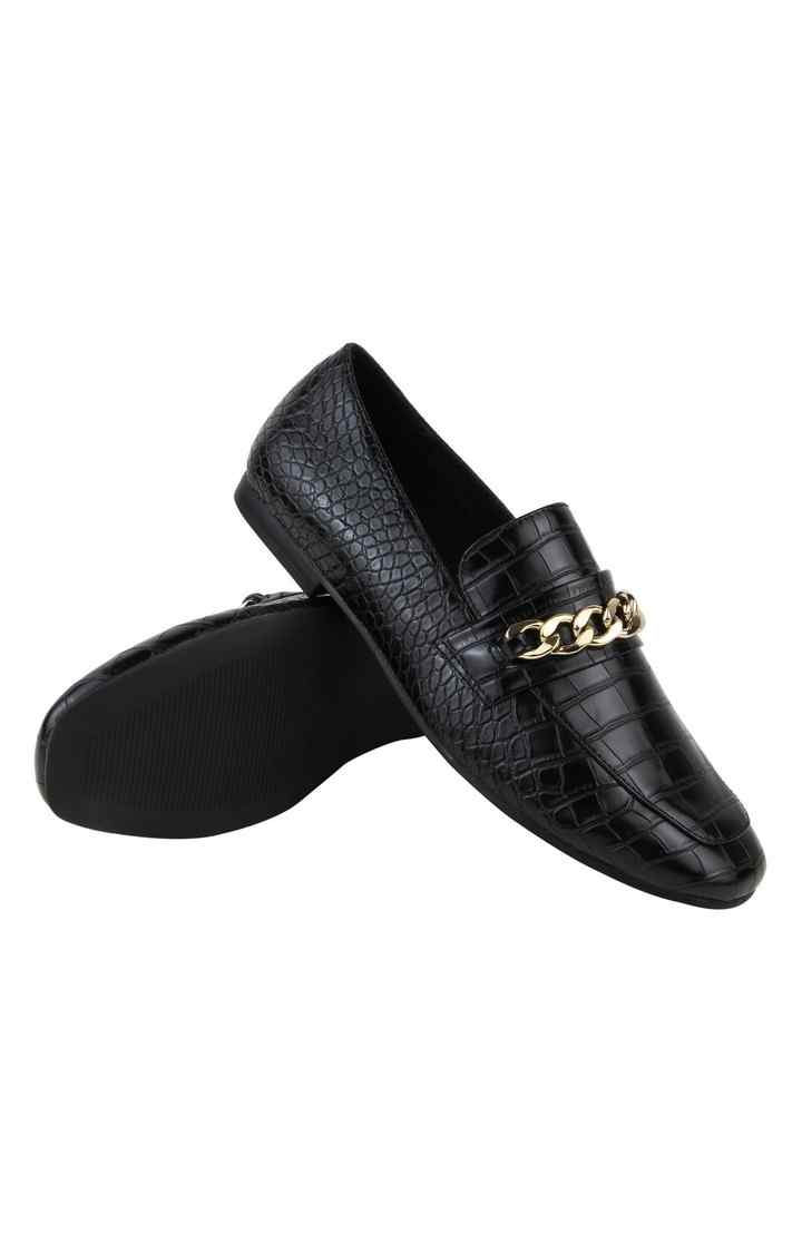 Kooper Black Closed Flats & Ballerinas