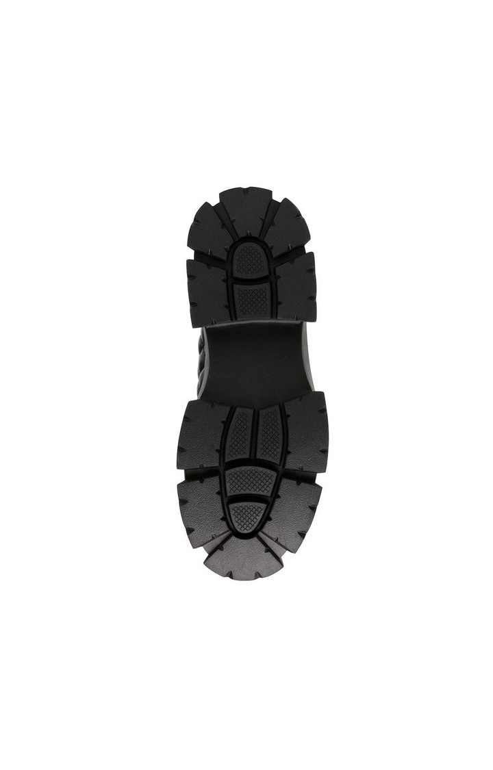 Trippin Black Boots