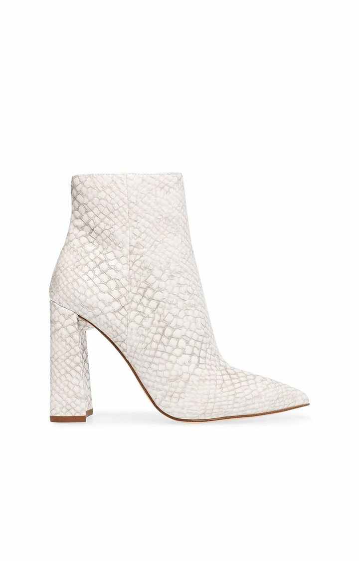 Tarra White Boots