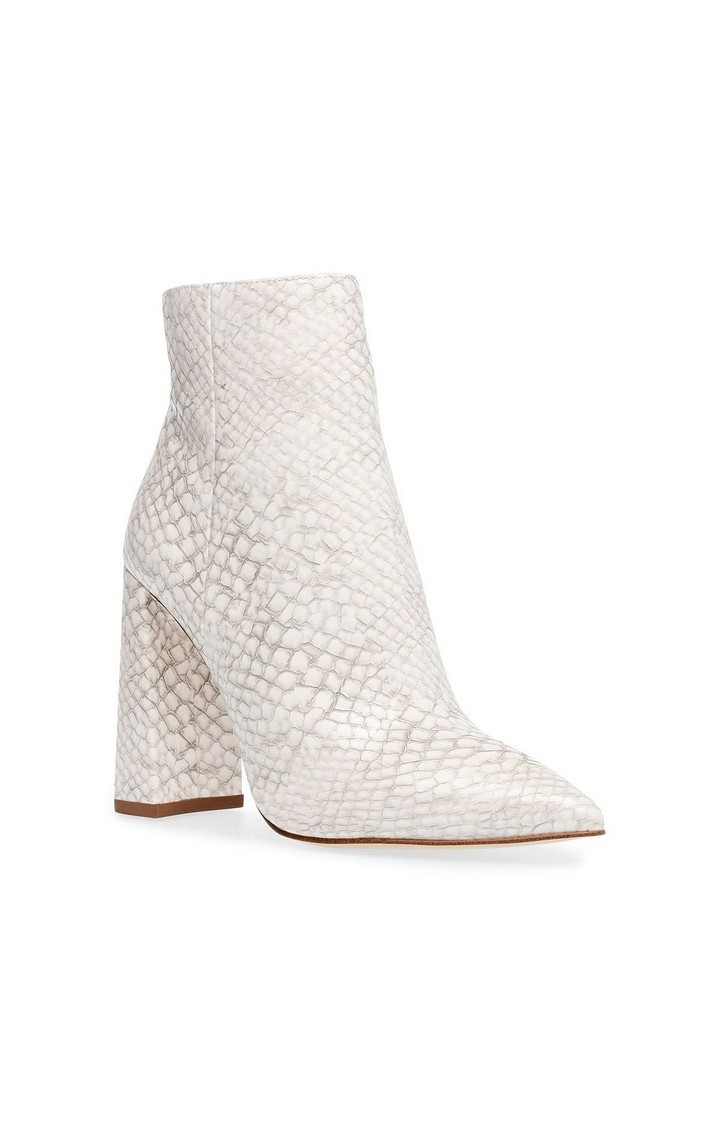 Tarra White Boots