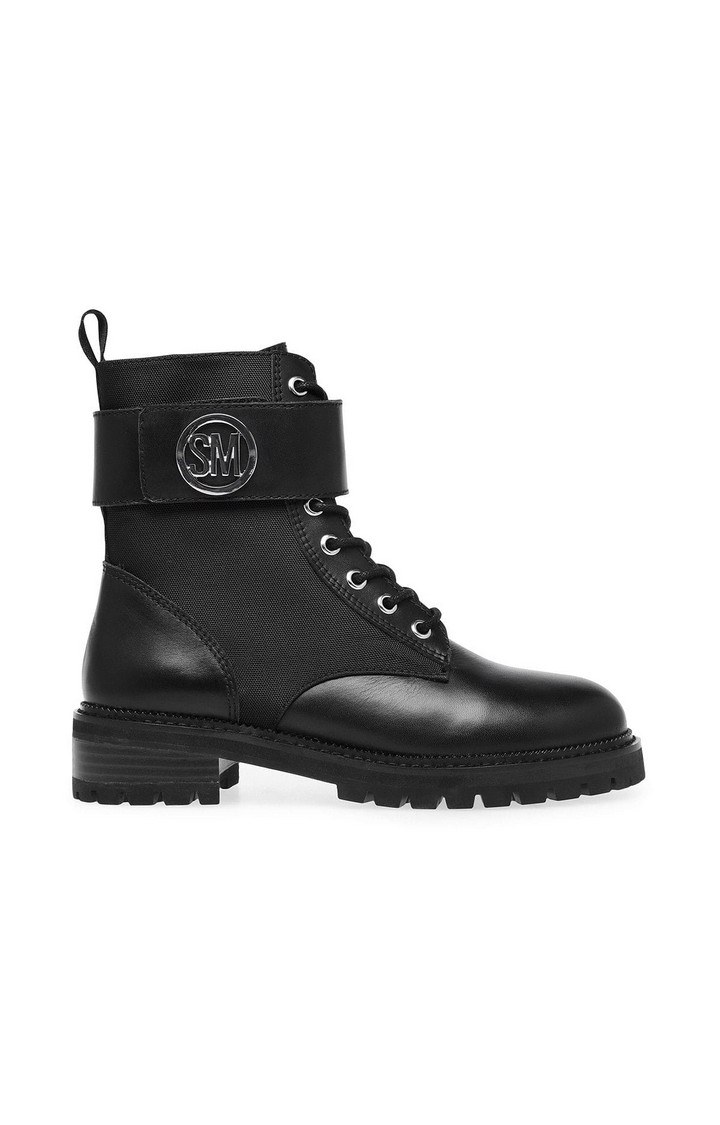 Trackster Black Boots