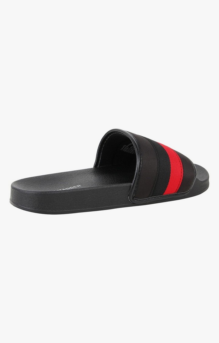 Toyer Black Sandals & Flip Flops