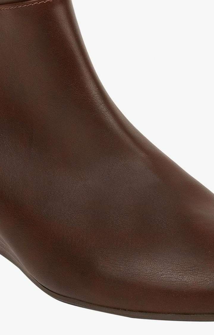 Wander Red Boots