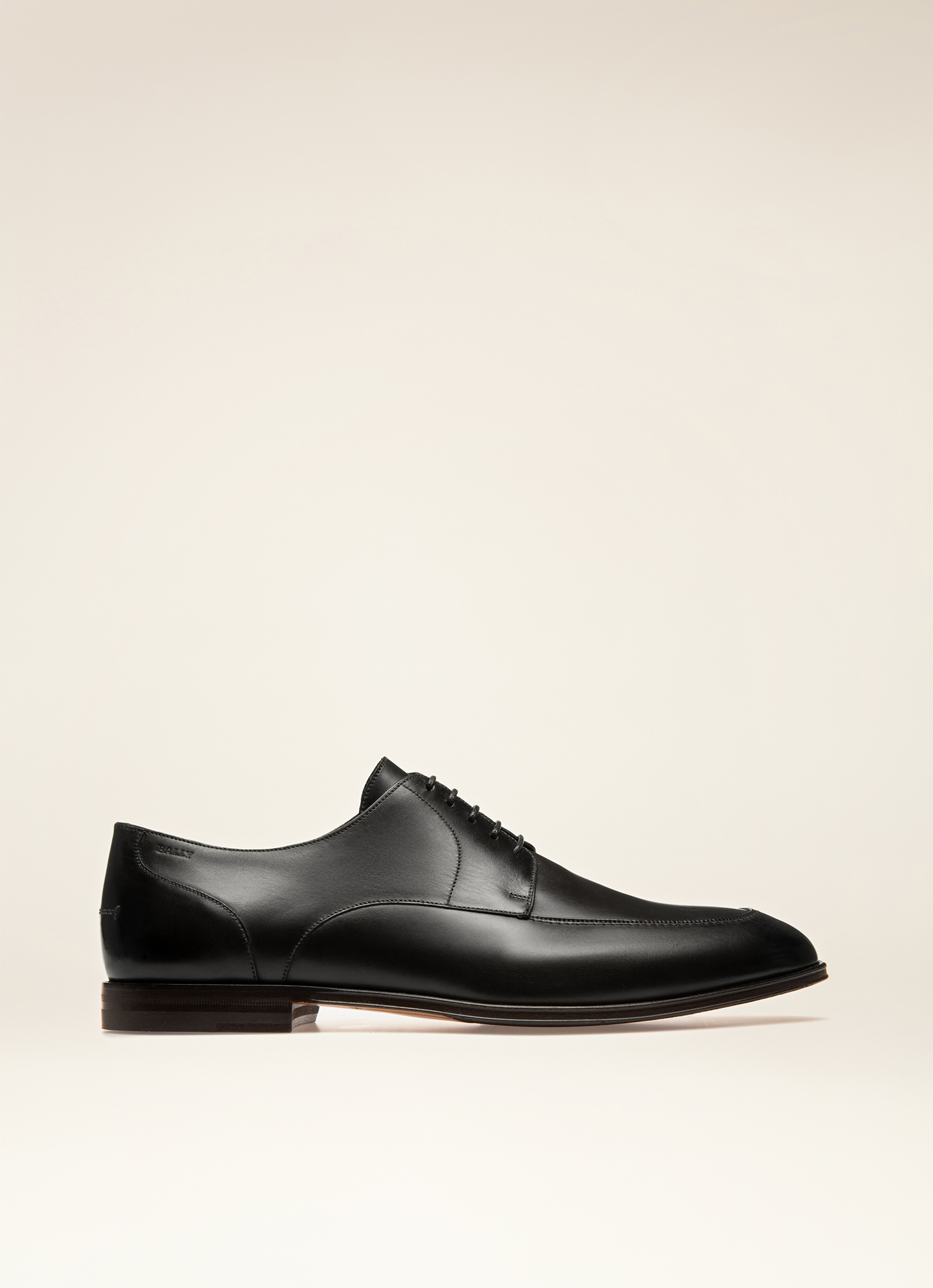Wedmer Leather Lace-Ups
