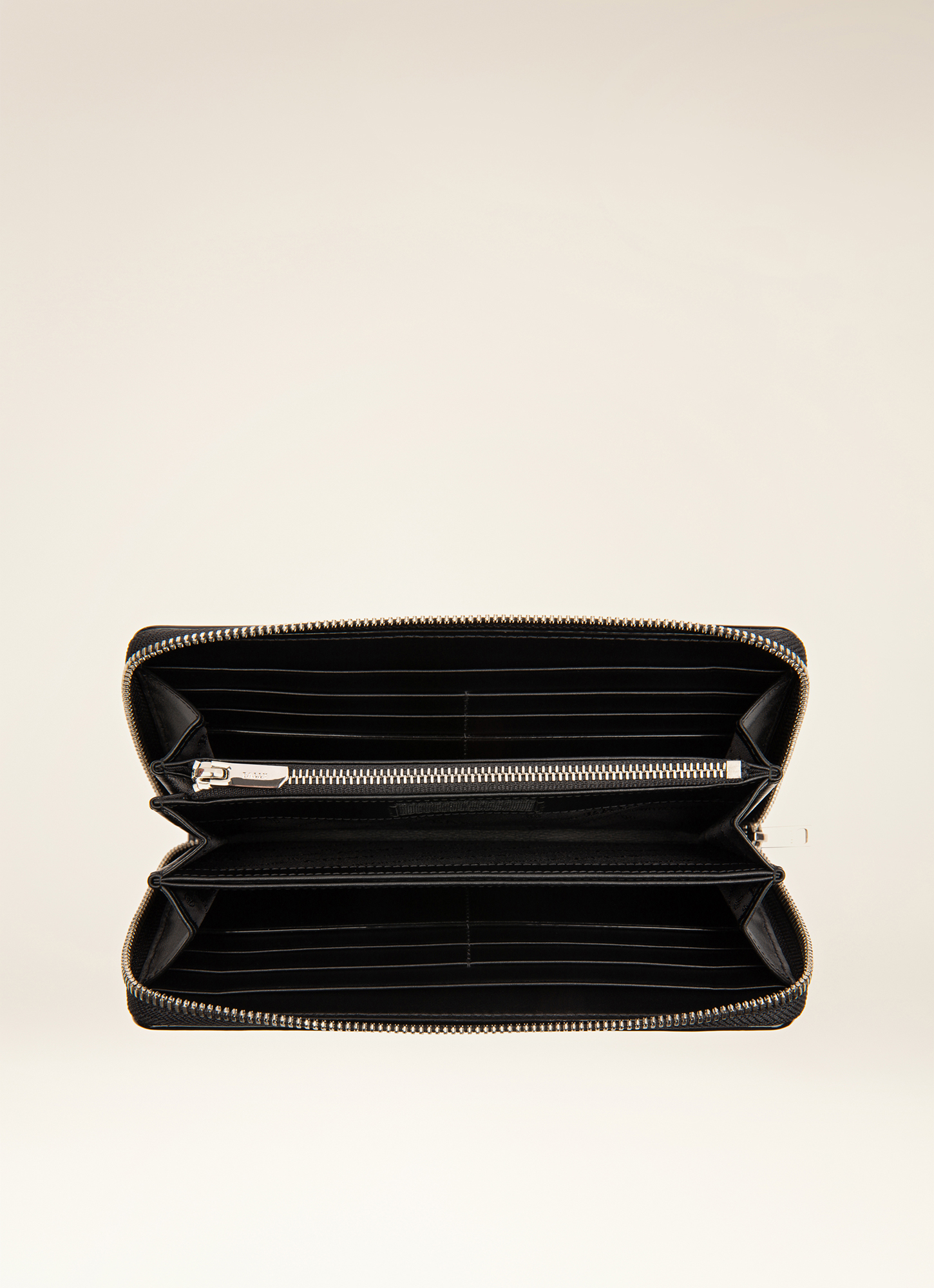 Balen Leather Travel Wallet In Black