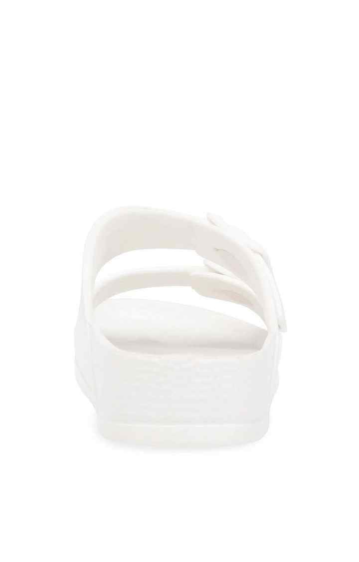 Evanne White Flats