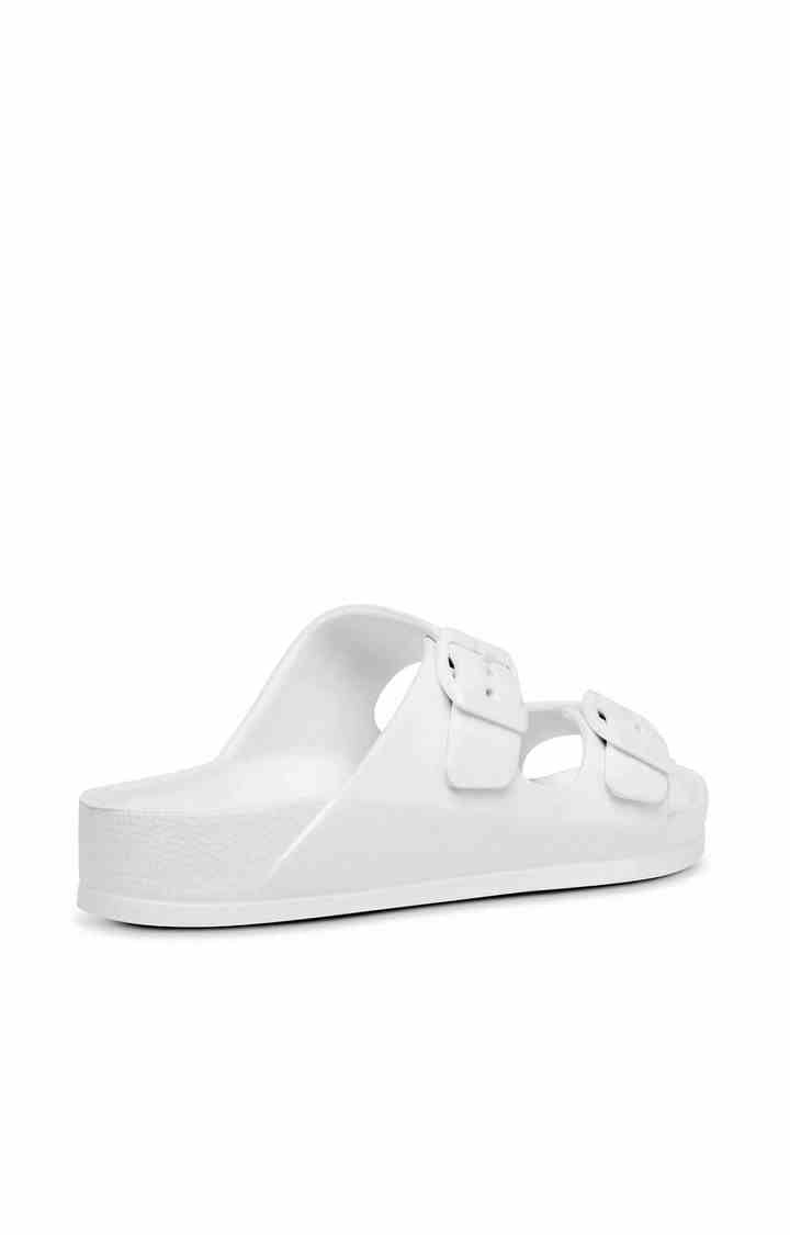 Evanne White Flats