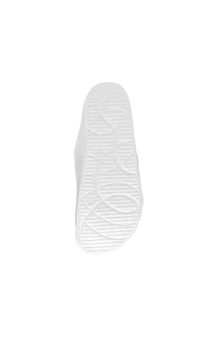 Evanne White Flats