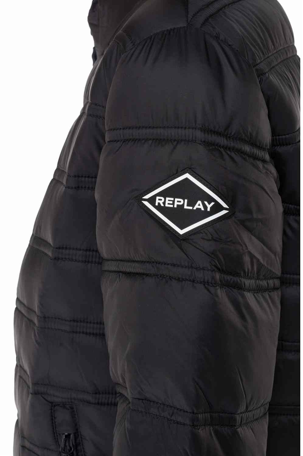 https://cdn.fynd.com/v2/falling-surf-7c8bb8/fyprod/wrkr/products/pictures/item/free/original/000000410276917005/sEauu-C6VG-410276917005_12.jpg