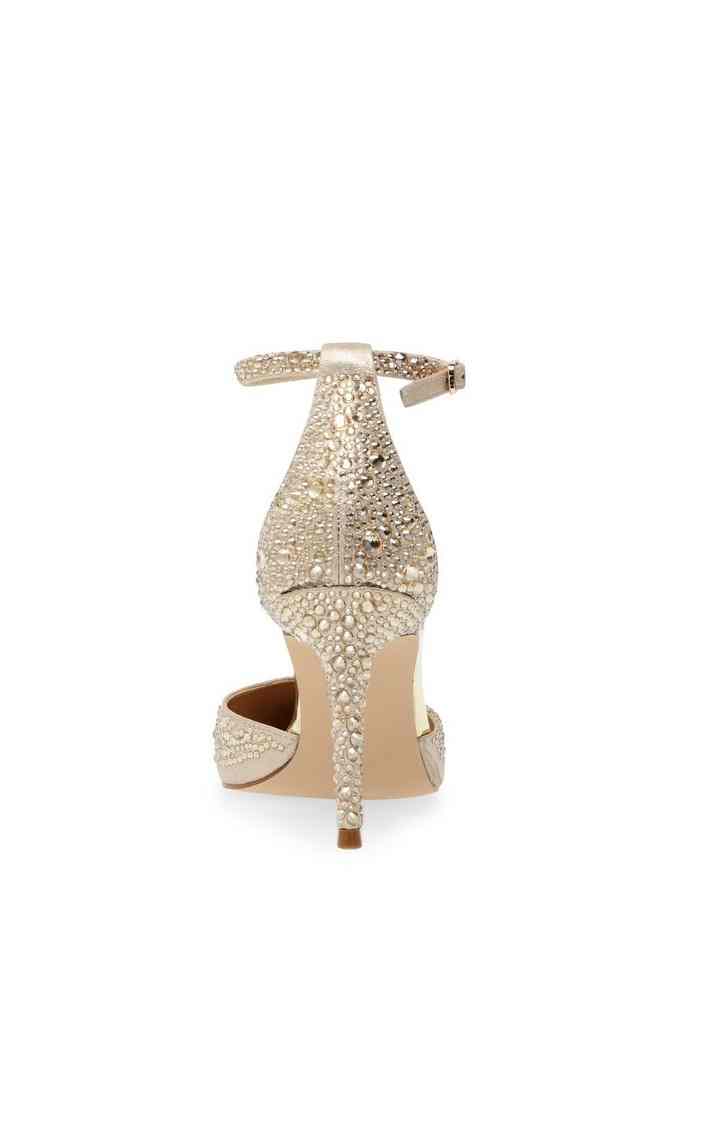 Linsey-R Gold Pumps