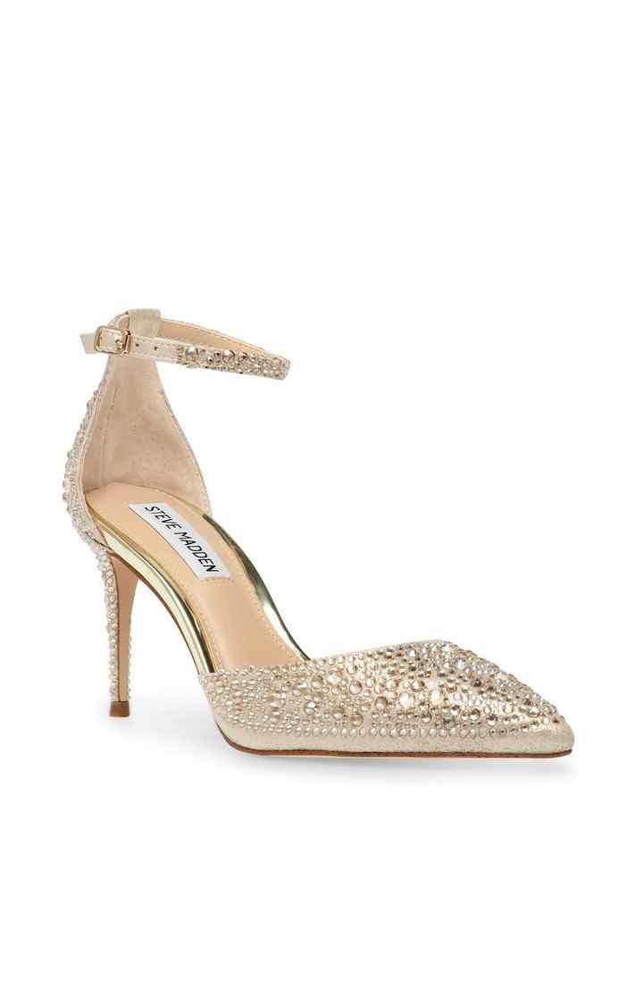 Linsey-R Gold Pumps