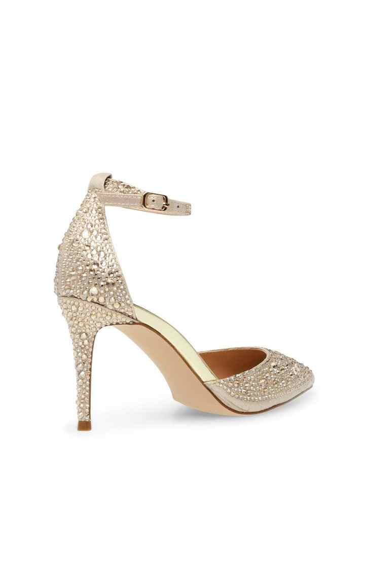 Linsey-R Gold Pumps