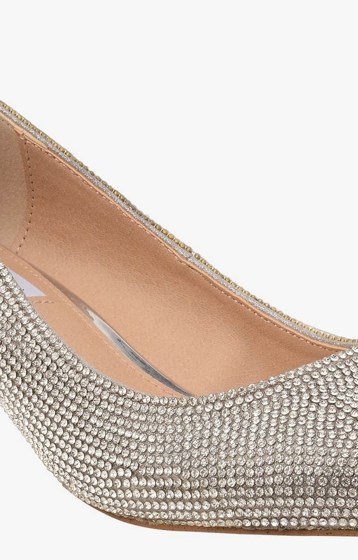 Sabrinah-R Silver Pumps