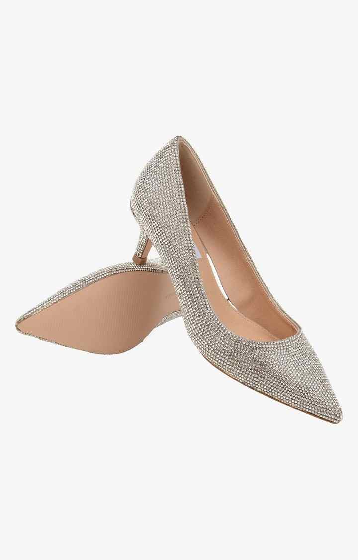 Sabrinah-R Silver Pumps