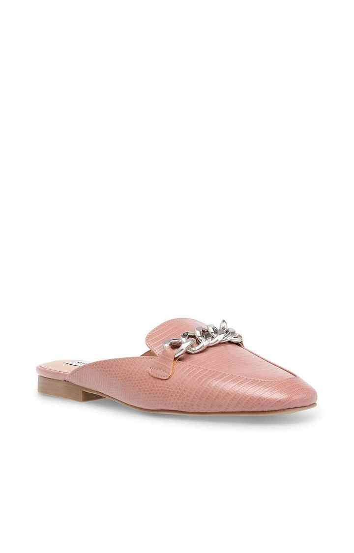 Kamella Pink Closed Flats & Ballerinas