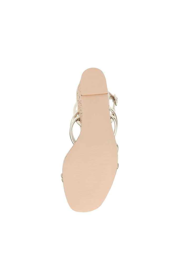 Briza Gold Wedges