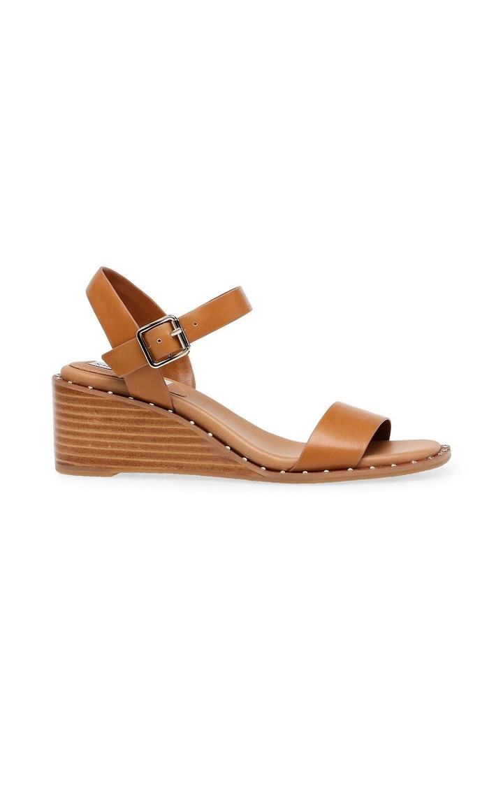 Daire Brown Wedges