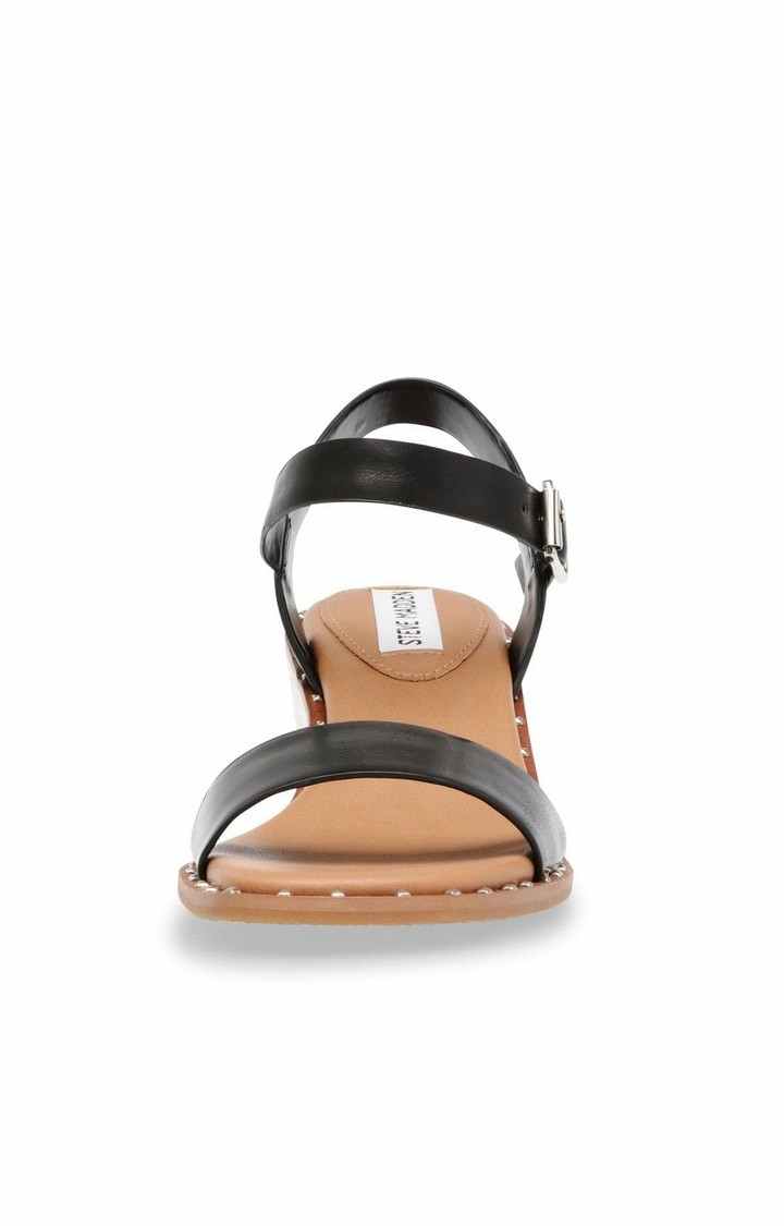 Daire Black Wedges