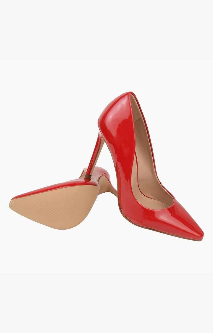 Spicy Red Pumps