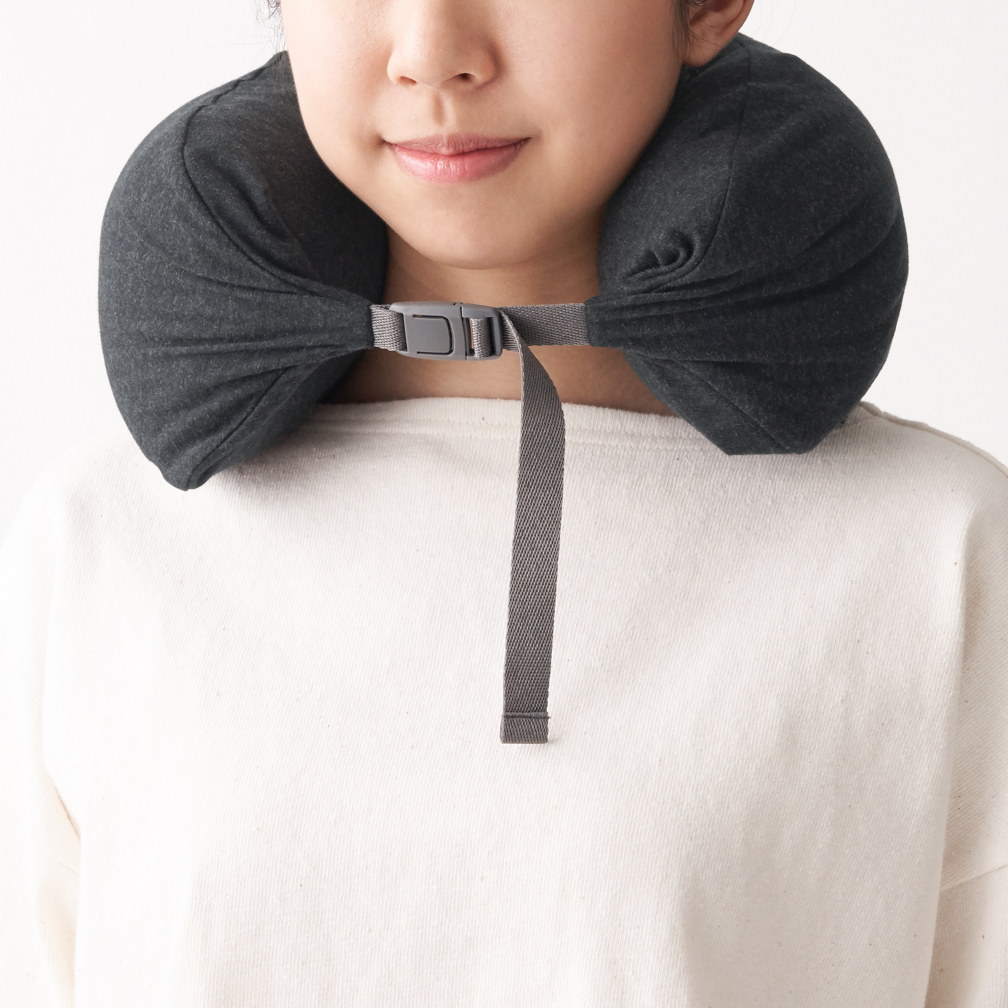 FITTING NECK CUSHION