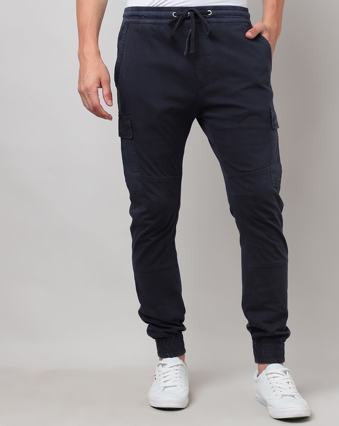 https://cdn.fynd.com/v2/falling-surf-7c8bb8/fyprod/wrkr/products/pictures/item/free/original/000000410278327008/7aJ6iFE0_y-410278327008_1.jpg
