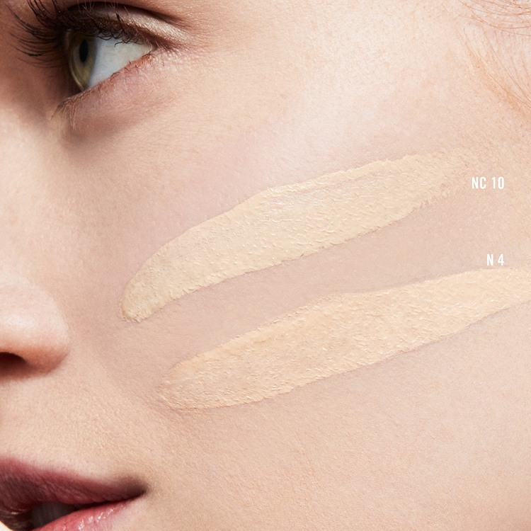 Studio Fix Fluid SPF 15 Foundation • NC27- Beige With Neutral Undertone For Medium Skin