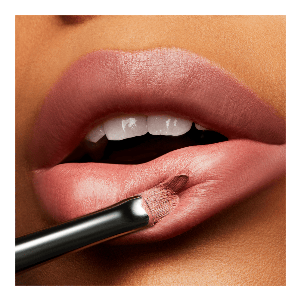 Love Me Lipstick • Laissez-Faire